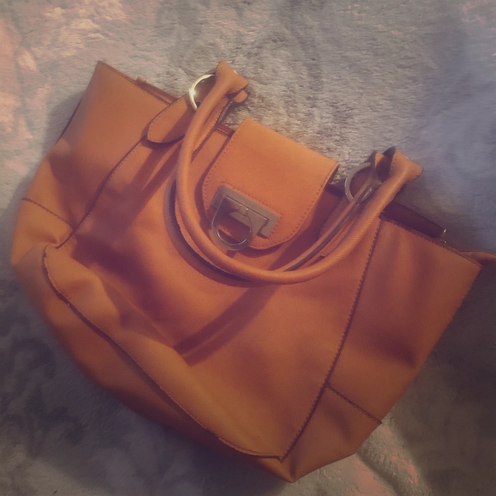 No label cute purse
